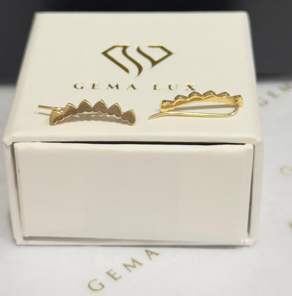 14k Gold Polished heart line dangle earrings #