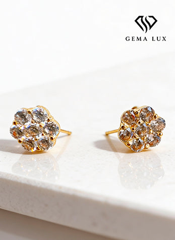 14k Gold baby stud earrings with diamond zirconia, flower shape #