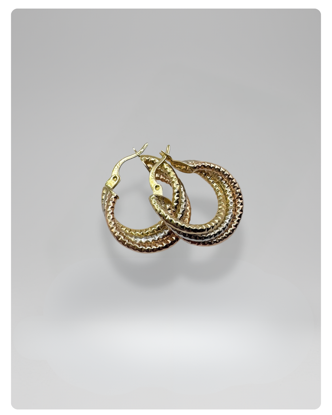 14k Gold textured and twisted hoops earrings 25mm