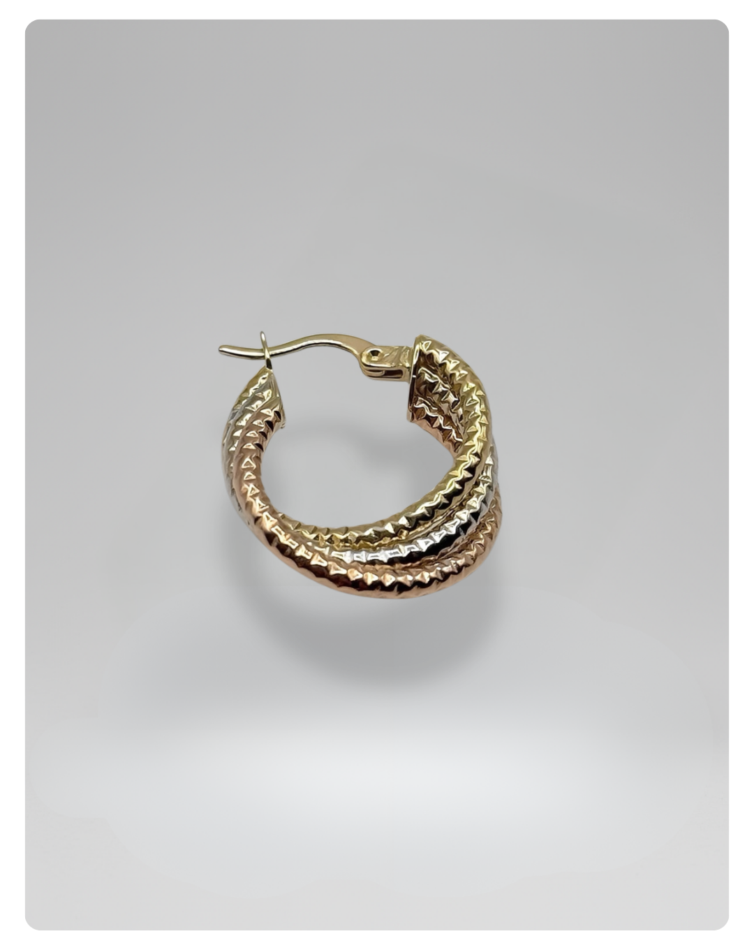 14k Gold textured and twisted hoops earrings 25mm