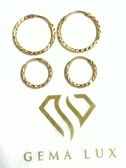 14k Gold round textured hoops earrings