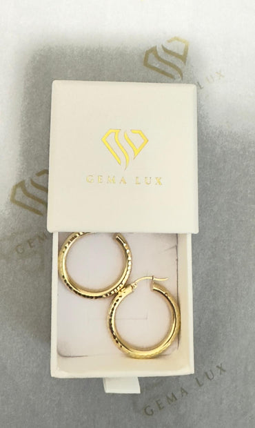 14k Gold dainity round  Hoop Earrings, 18mm textured