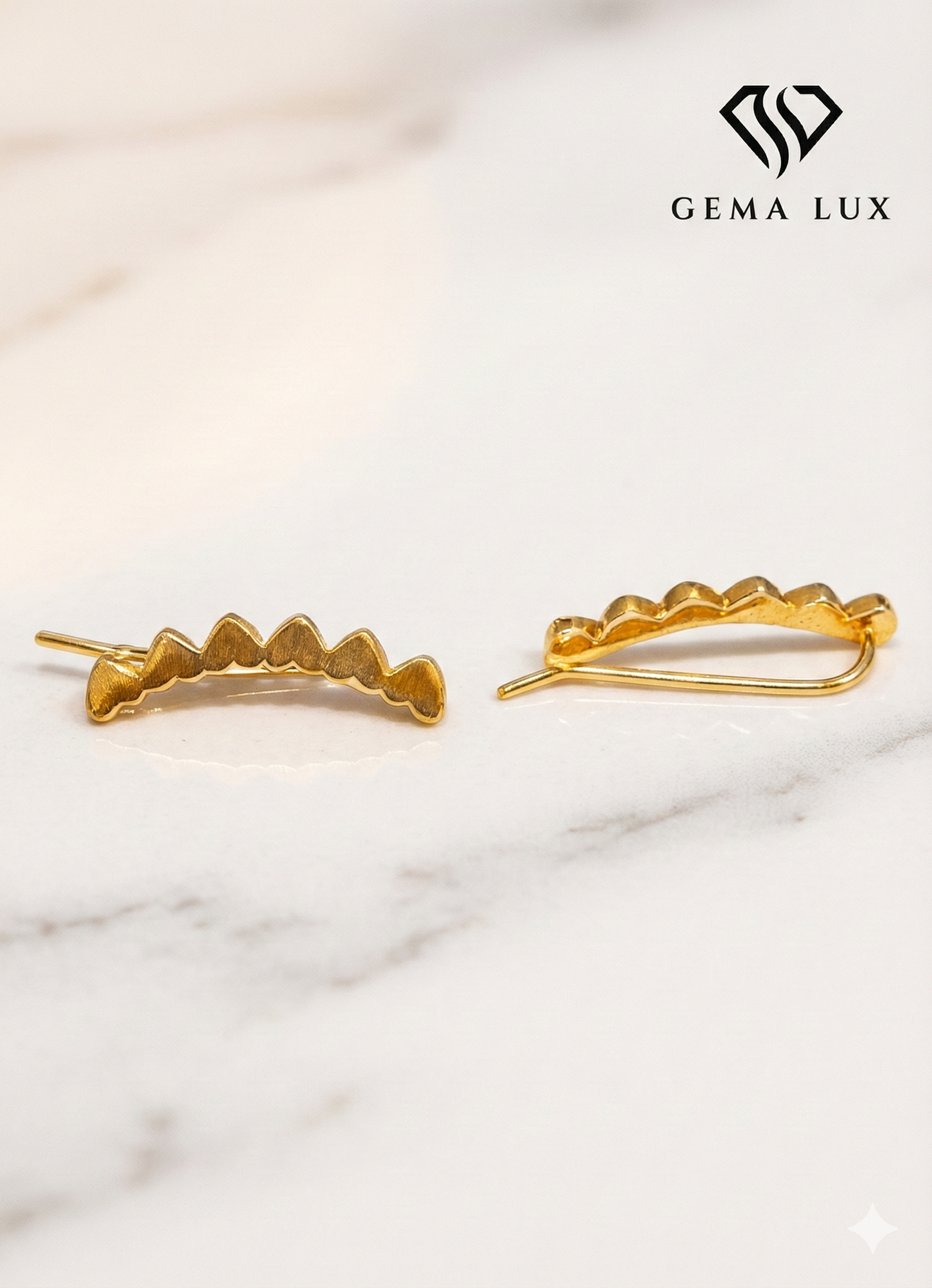 14k Gold Polished heart line dangle earrings