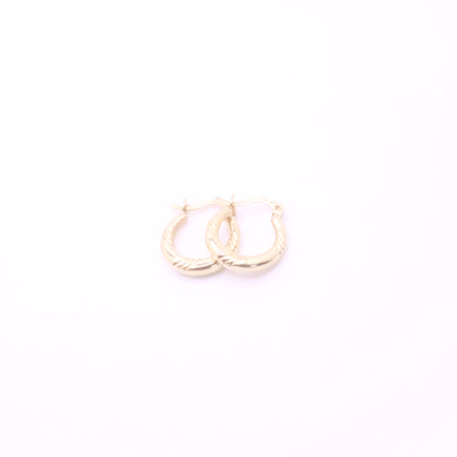 14k Gold round hoops earrings 3 lines desing - 17mm