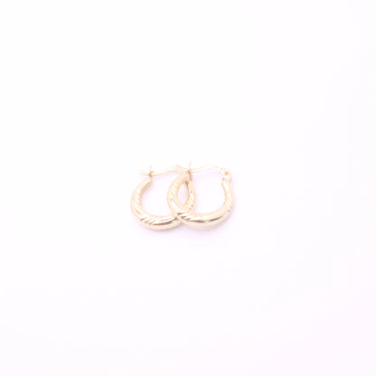 14k Gold round hoops earrings 3 lines desing - 17mm