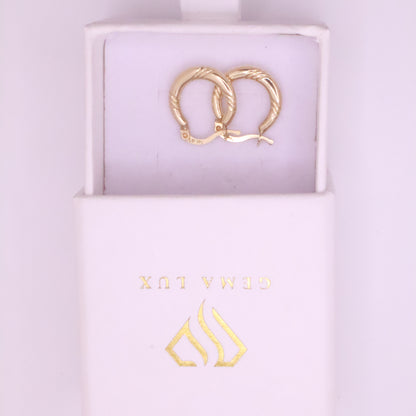 14k Gold round hoops earrings 3 lines desing - 17mm