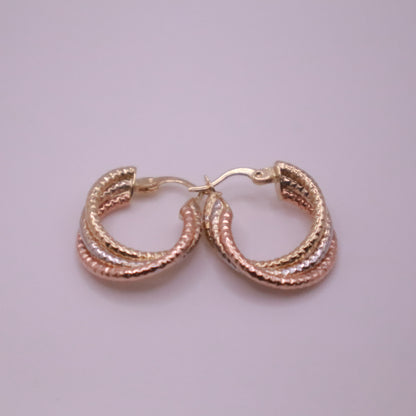 14k Gold textured and twisted hoops earrings 25mm