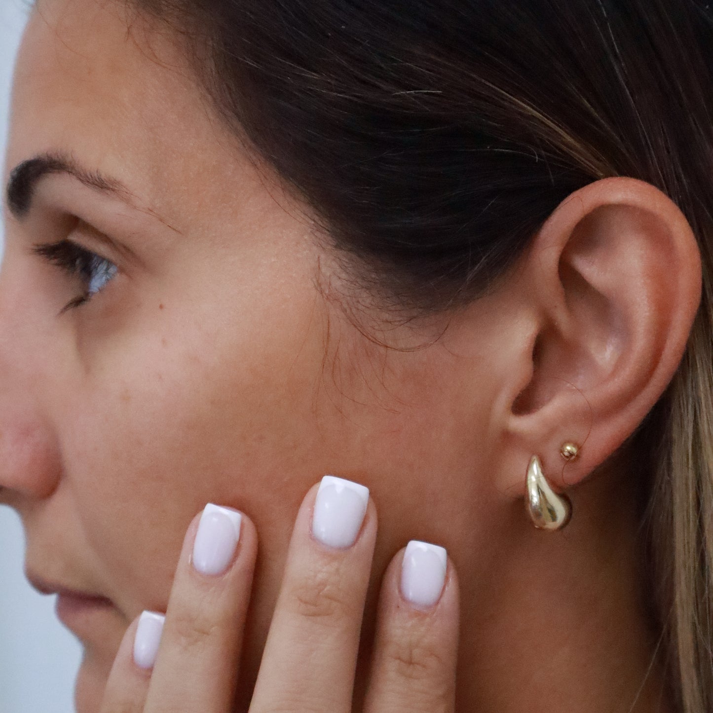 14k Gold Teardrop Stud Earrings #