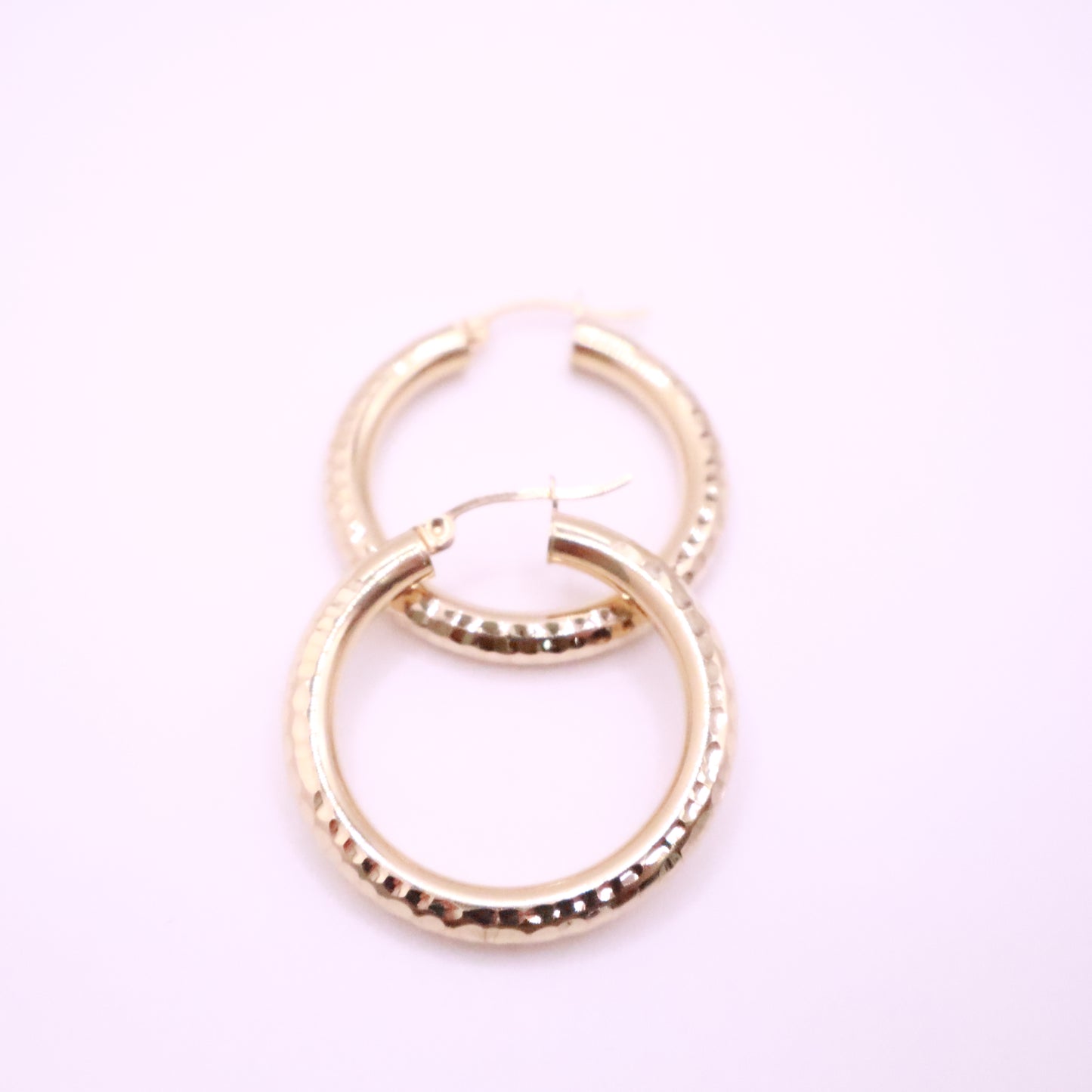 14k Gold dainity round  Hoop Earrings, 18mm textured #