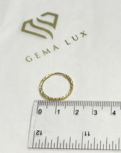 14k Gold round textured hoops earrings